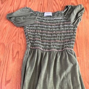 Old navy children’s size green jump suit